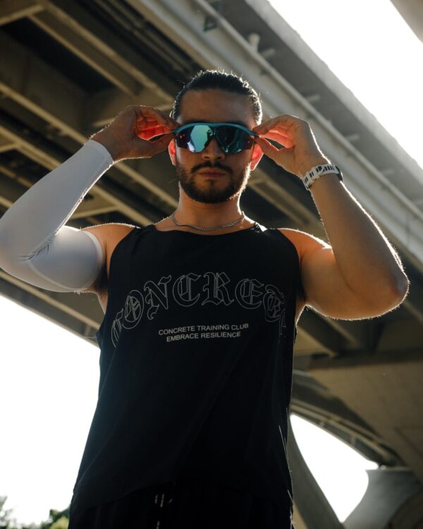 Velocity Tank – Black